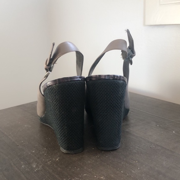 Kenneth Cole grey wedge - Picture 4 of 10